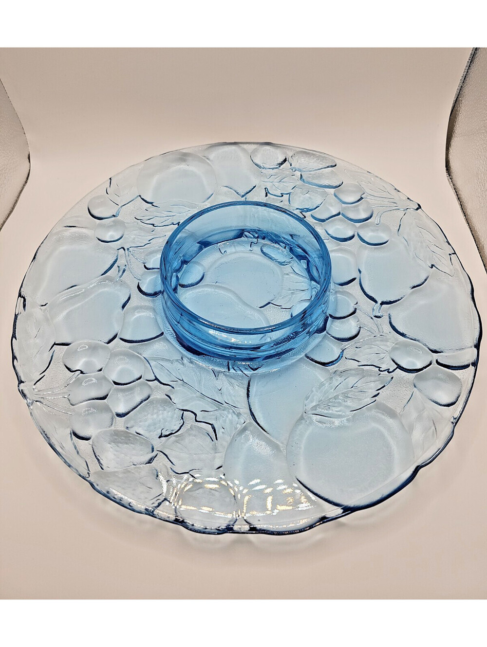 VTG Libbey Glass Blue Orchard Fruit Embossed Chip Dip Relish Platter Party Tray